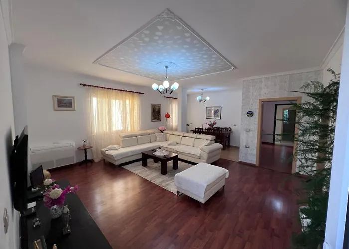 Luxury - Dar Al Shams 01