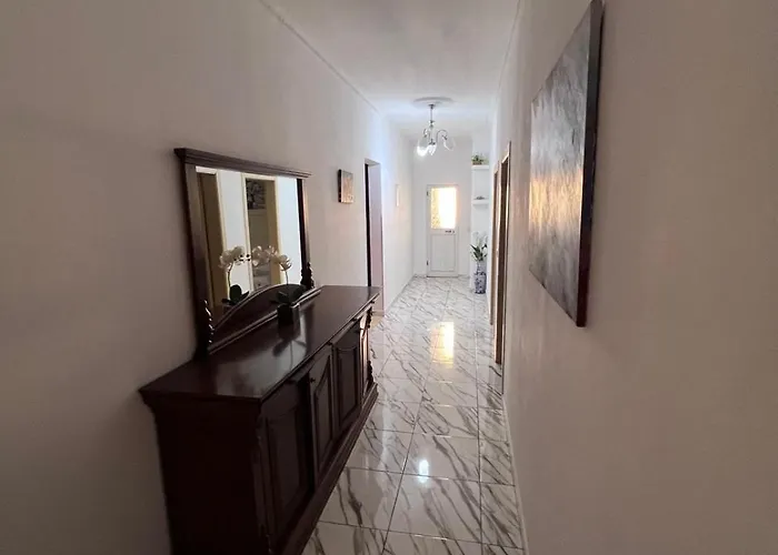 Luxury - Dar Al Shams 01 * Tirana